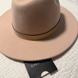 GIGI PIP Women's Cream Fedora Hat
